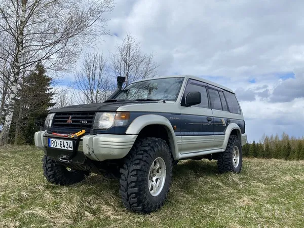 Mitsubishi Pajero