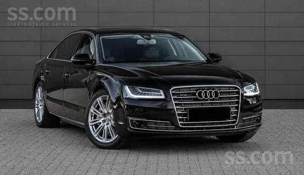 Ekskluzīvs Audi W12 automobilis. Reta versija, šādu auto tirgū ir ļoti maz.