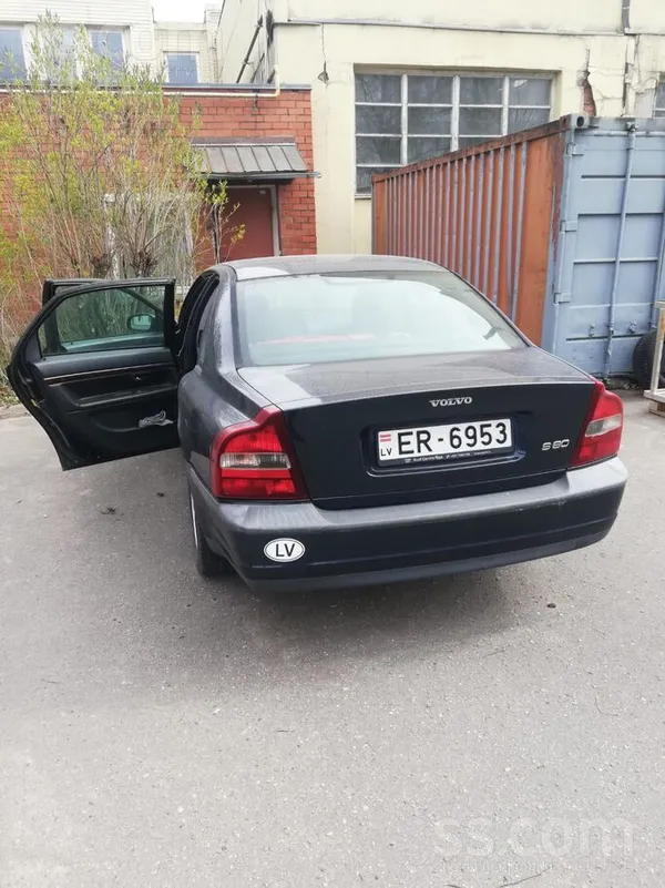 Volvo S80 - 1