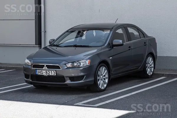 Mitsubishi Lancer