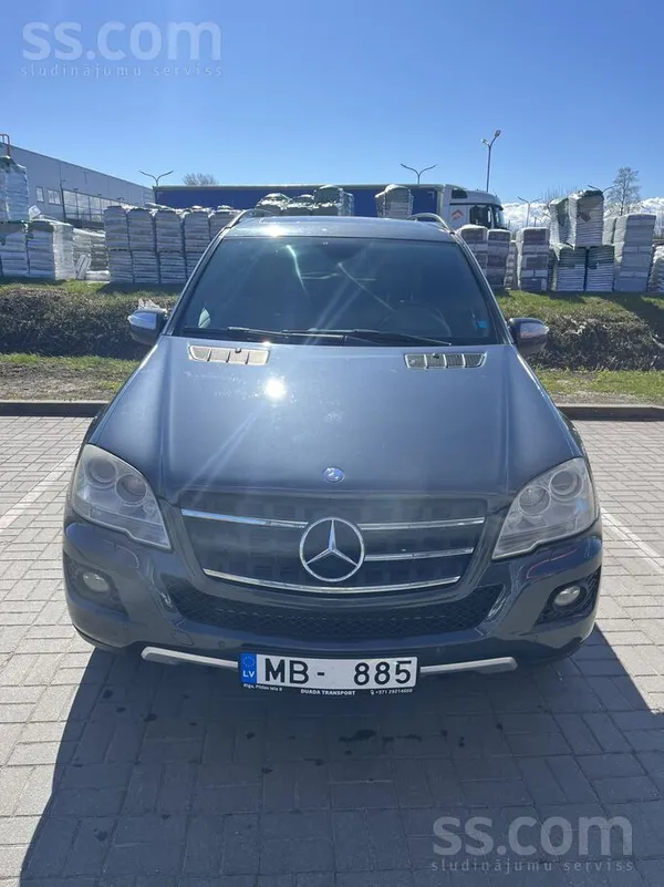 Mercedes ML350