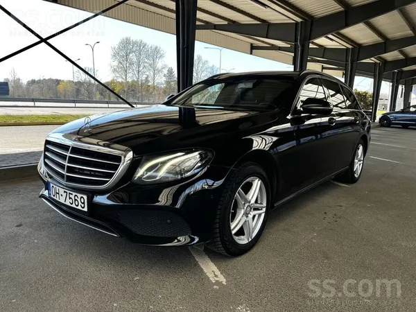 Mercedes E220