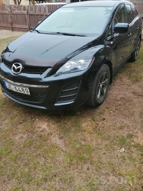Labs auto. Ir mazliet rūsa. Jo auto netiek izmantots. Nodokļu parāds. Parāds