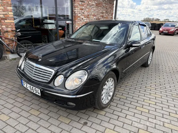 Mercedes E220