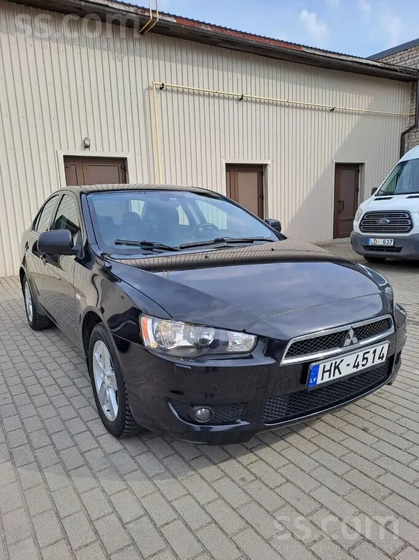 Mitsubishi Lancer