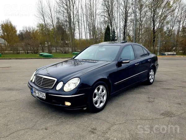 Mercedes E220