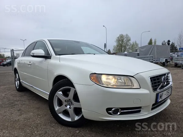 Volvo S80