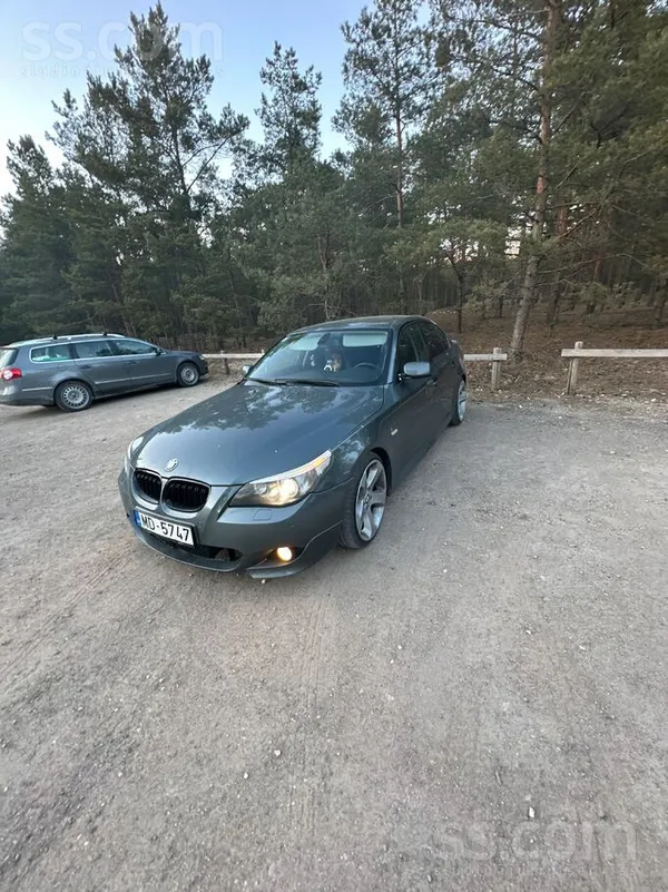 BMW 530