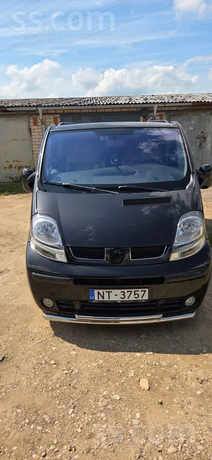 Renault Traffic Elysee, dīzelis 2, 5l, 99kw. Ideālā stāvoklī, oriğināls salo