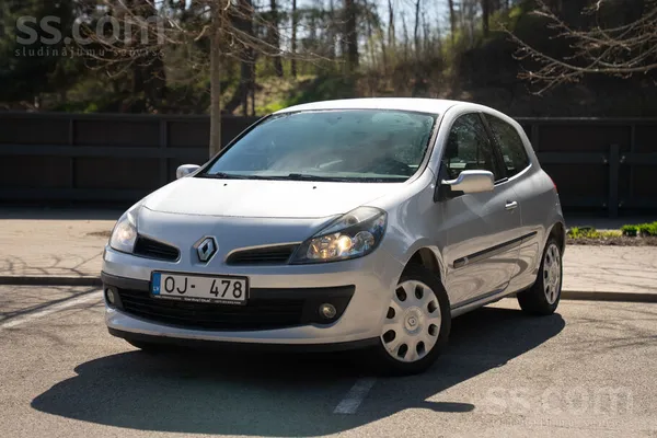 Pārdodu ļoti labu Renault Clio ar 1.5 dīzeļa motoru(63kW). 
Ļoti ekonomisks
