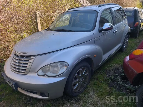 Detaļām vai atjaunošanai. Lux komplektacija. Nav norūsējis - arī spārni un c