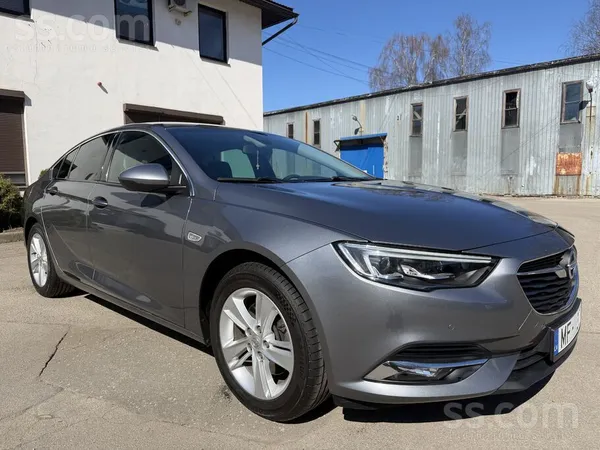 Pārdodu 2020. gada Opel Insignia ar 2.0 dīzeļdzinēju (125 kW 170zs)Auto ir ļ