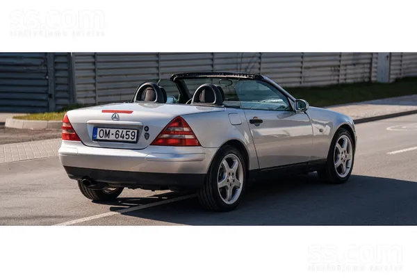 Mercedes SLK200