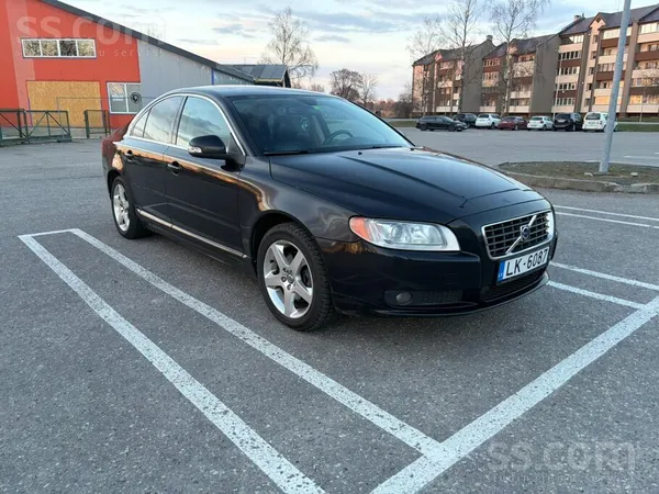 Volvo S80