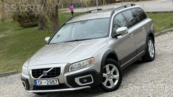 Volvo Pardodu Volvo Xc70 ar 2.4D5-136Kw volvo motoru. Au