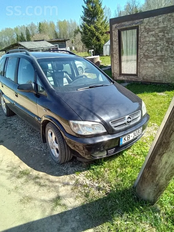 Opel Pārdodu opel zafira 2004.gada, uzticamu, 2, 0 dīze