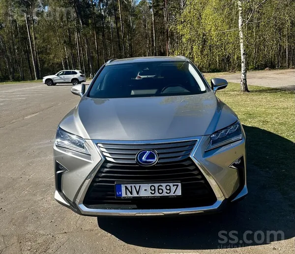 Lexus Pārdodu Lexus RX 450h Executive komplektācijā. 
