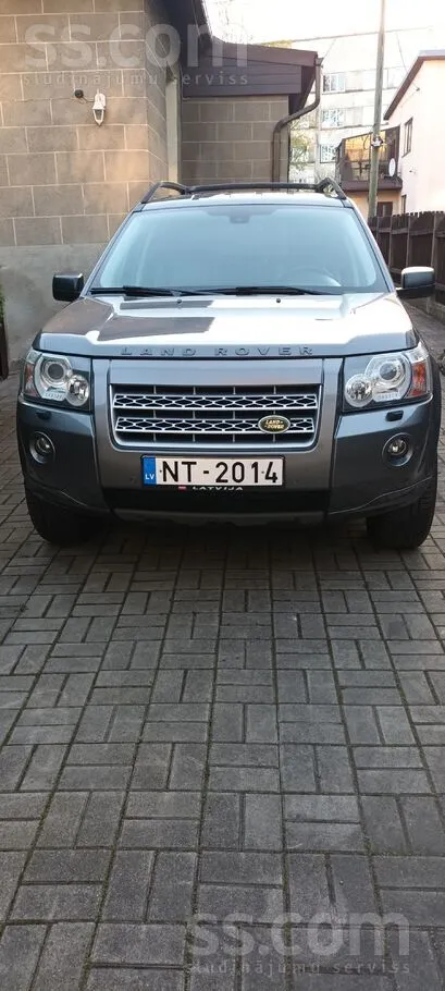 Land-Rover Freelander