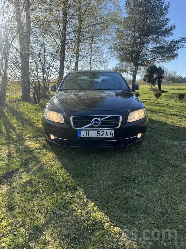 Volvo S80