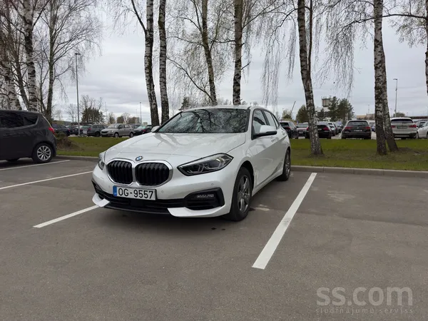 BMW 118i Advantage 2019 70501km Manual Mineral White German Origin

Well-m