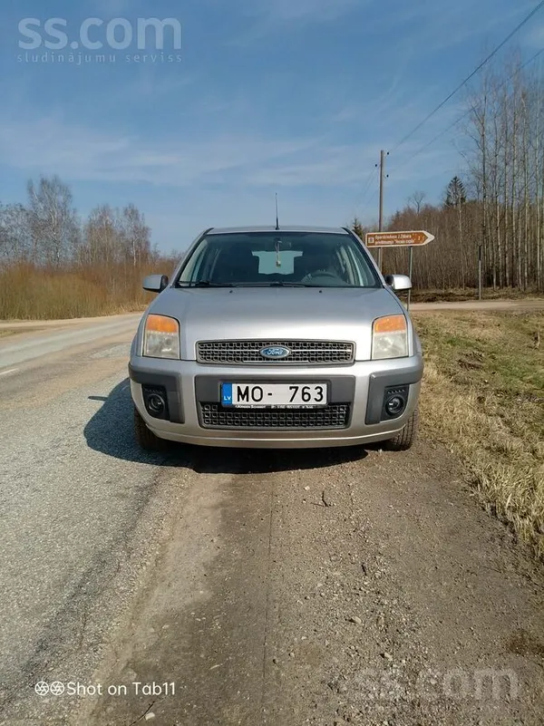 Ford Pārdod Ford Fusion 1, 4 d; 50kw motors, 5l uz 100k