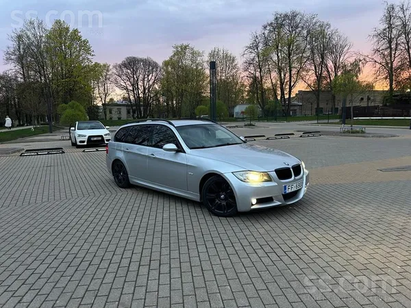 BMW 320