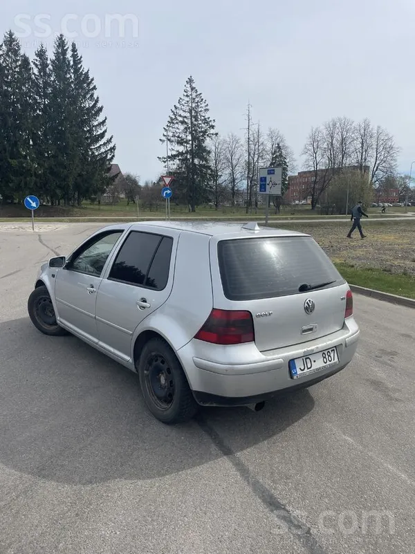 Volkswagen Golf 4