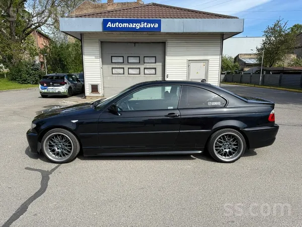 BMW 320