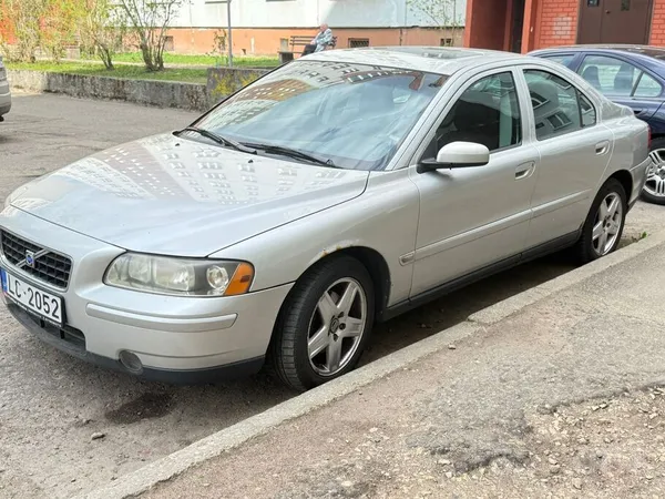 Volvo S60