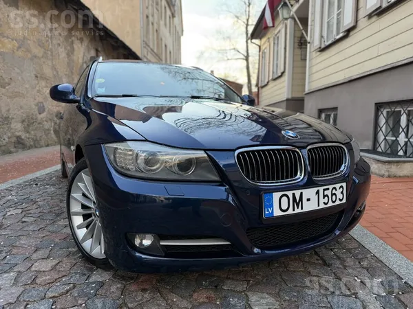 BMW 320