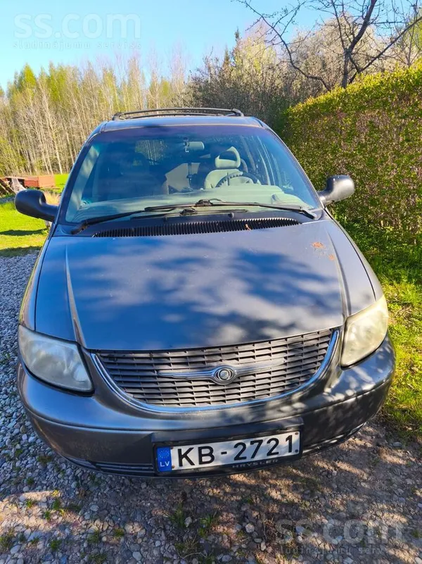 Pārdodu Chrysler Vojager 2003. gada, tehniskā apskate līdz 26.06.2026. Jānom