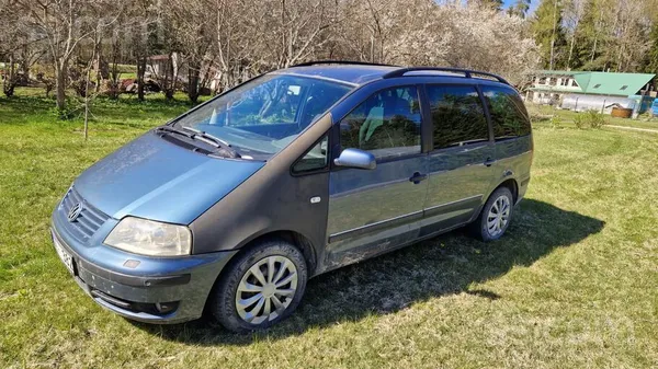 Pārdodam VW Sharan 1.9Tdi, 85kW, automātiskā ātrumkārba, 7 vietas. Auto labā
