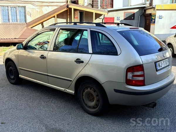 Pārdodu Skoda Fabia 2.0 benzīns/gāze 85kW Oriģinālais nobraukums 249000. Bez