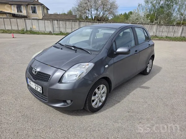 Pardodu Toyota Yaris 2008gads. Orginals noskrejiens 161161km. 

Toyota Yar