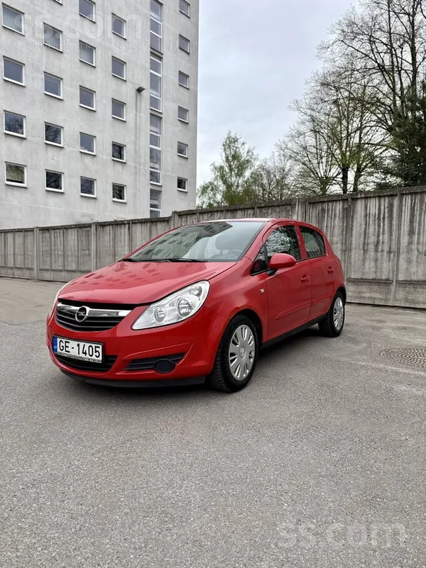 Pārdodu ekonomisku un uzticamu auto -Opel Corsa.
Auto labā tehniskā stāvok