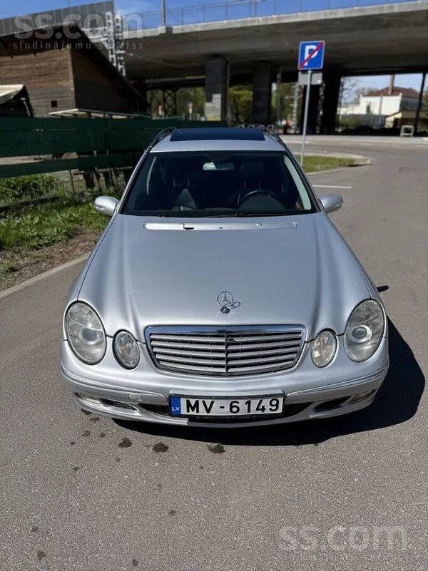 Pārdodu Mercedes benz e220 w211 elegance 7vietas, melns ādas salons, lūka, k