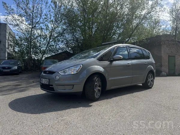Ford S-Max