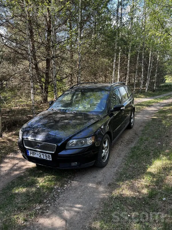 Volvo V50