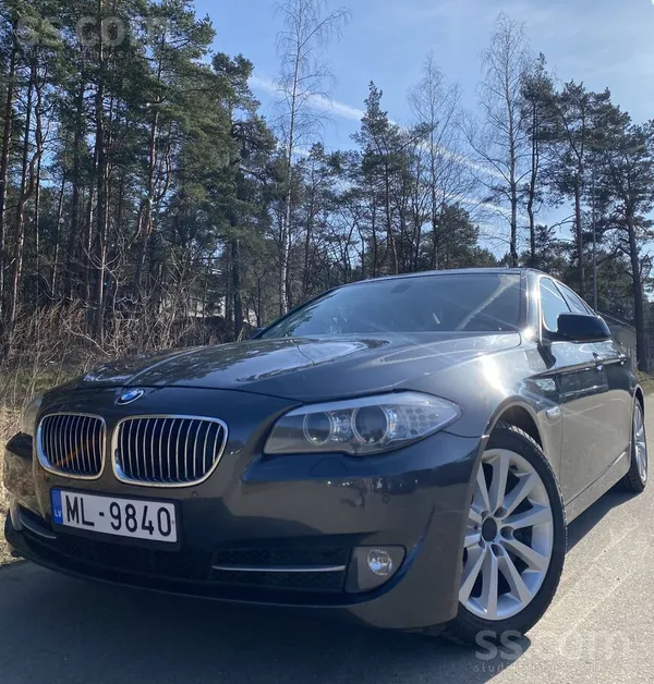 BMW 525