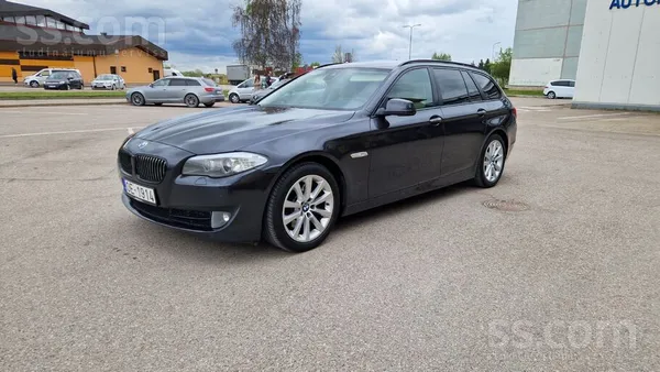 BMW 530