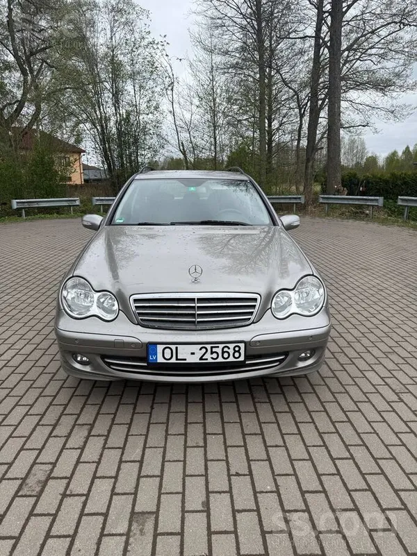 Mercedes C200