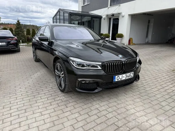 BMW 740