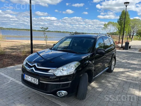 Citroen C-Crosser