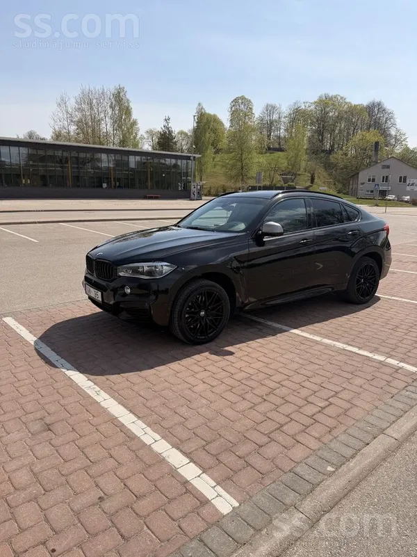 BMW X6