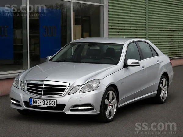 Mercedes E300
