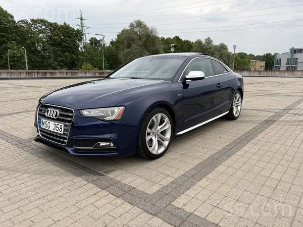 Audi S5