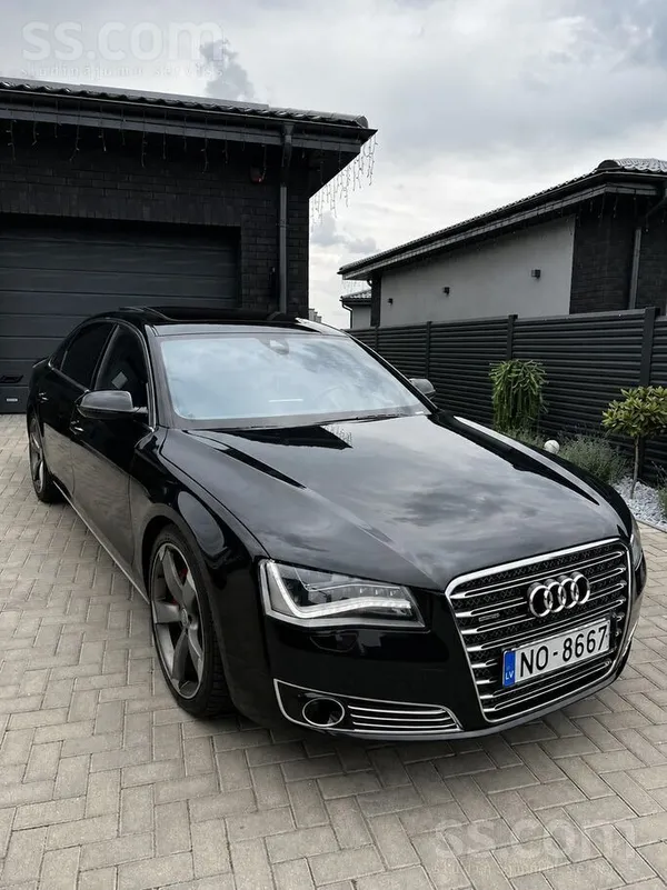 Audi A8