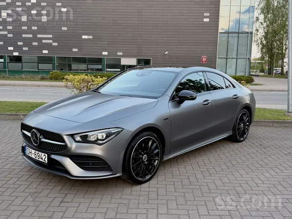 Mercedes CLA250