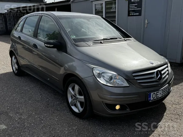 Mercedes Mercedes Benz B180 2.0Cdi 80 kW. Тех. осмотр до 04