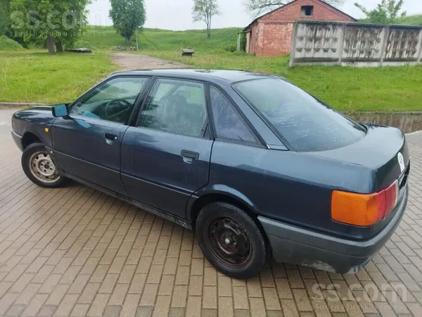 Audi 80